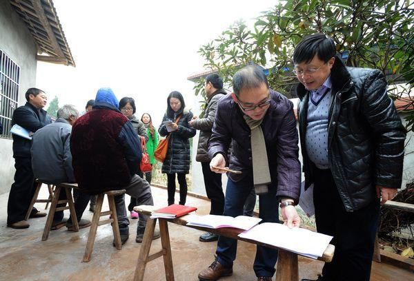 重慶貧困村“第一書記”的扶貧日記
